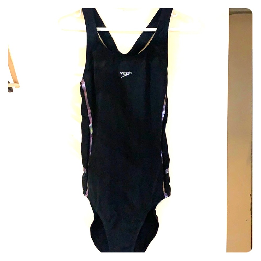 Bathing suit